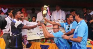 নওগাঁ জেলা প্রশাসক গোল্ডকাপ ফাইনাল ফুটবল টুর্নামেন্টে অনুষ্ঠিত